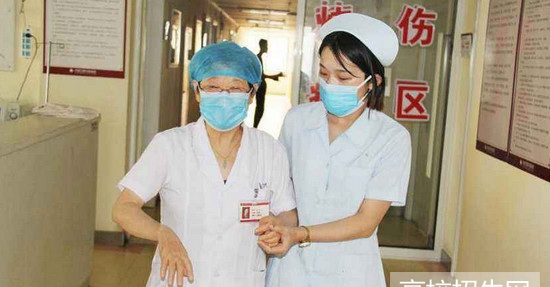  四川省女生讀護(hù)理專業(yè)好嗎？好就業(yè)嗎