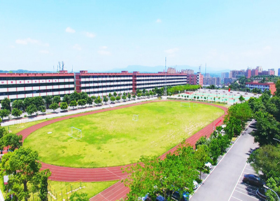 校園運(yùn)動場.jpg