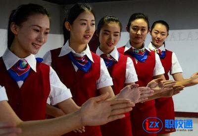 初中生可以報(bào)名五年制鐵路專業(yè)嗎