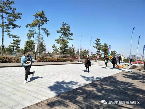 南海風箏節(jié)，山東鋁業(yè)職業(yè)學院中職部學生們放飛自我！