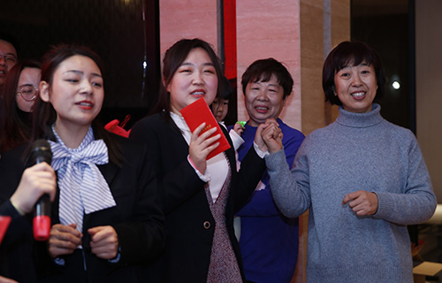 只爭朝夕，不負韶華——創(chuàng)元教育集團2020年年會回顧