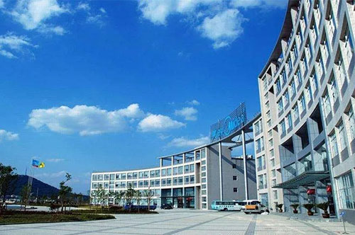 德州交通職業(yè)中等專業(yè)學校合作企業(yè)合肥美的向學校捐贈口罩