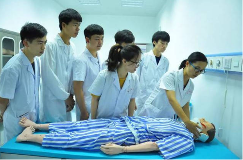  貴州省貴陽市護(hù)士學(xué)校臨床醫(yī)學(xué)專業(yè)課程內(nèi)容有哪些？
