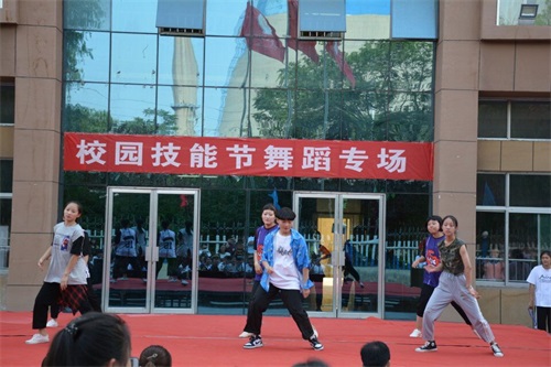 德州智科技工學(xué)校第十四屆“人人登臺參與、秀展技能特長、弘揚(yáng)自強(qiáng)信心”技能節(jié)