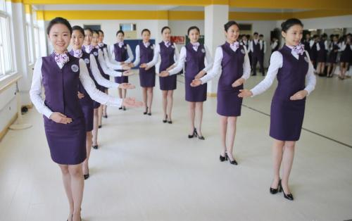 行政支部召開“不忘初心，牢記使命”主題教育集中學(xué)習(xí)會(huì)