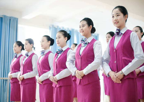 空乘專業(yè)怎么樣？—貴州航空職業(yè)技術(shù)學(xué)院空乘招生標準