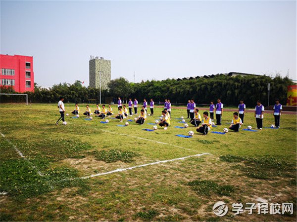 成都2019中職體育與健康“好課”研討活動(dòng)在新津職高舉行