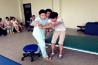 三本中西醫(yī)臨床醫(yī)學就業(yè)分析