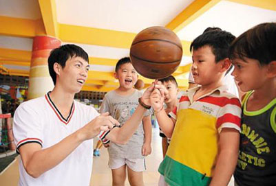 男生就讀重慶師范幼師學校有前途嗎