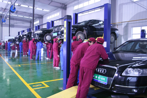 棗莊市勞動技工學(xué)校的汽車運用與維修專業(yè)怎么樣？