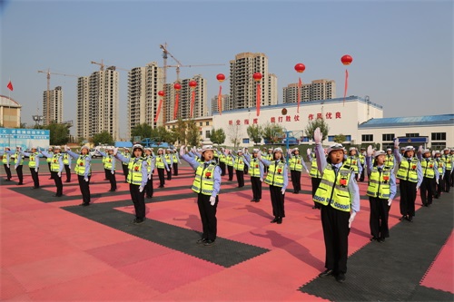 軍訓閱兵展風采，颯爽英姿致青春——金盾司法學?！皯c祝建國71周年暨2021年校閱式”大會隆重舉行