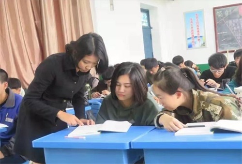 一場(chǎng)深刻的愛(ài)與教化——德州電力學(xué)校電力專(zhuān)業(yè)用心陪伴每位孩子成長(zhǎng)