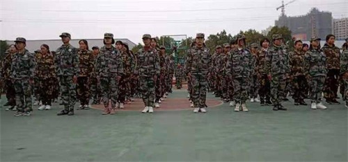 世界上沒有好的教育，只有適合的教育-------軍校職教中心（學(xué)院）