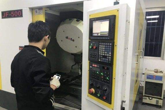 濰坊渤海技術學校都開設有哪些課程班？