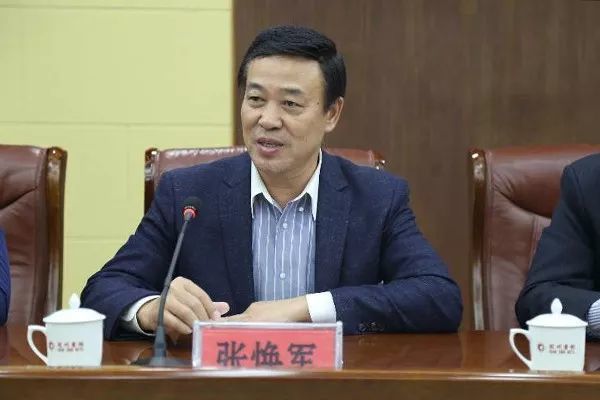 山東公路技師學院與冠縣人民政府簽署戰(zhàn)略合作辦學協(xié)議