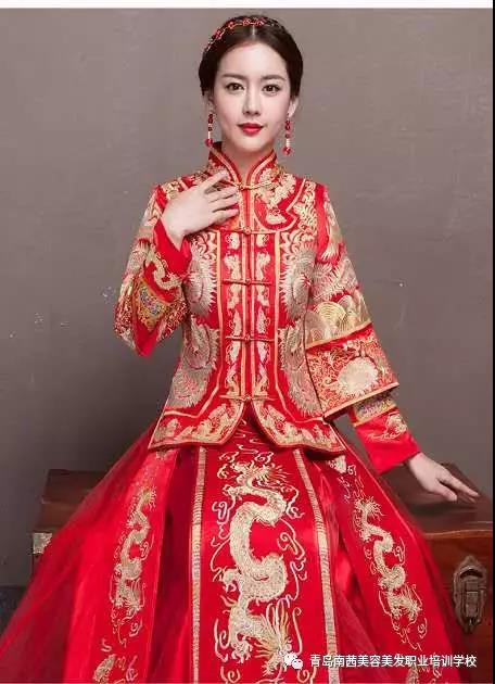 中式嫁衣“秀禾妝”如何畫出來(lái)？
