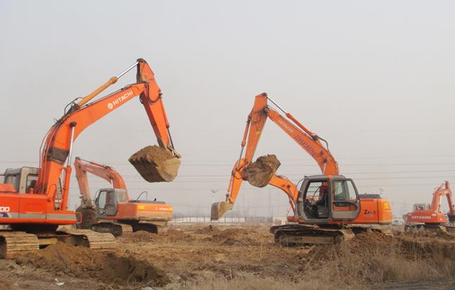 泰安升源挖掘機(jī)專修學(xué)校學(xué)挖掘機(jī)有什么優(yōu)勢(shì)？